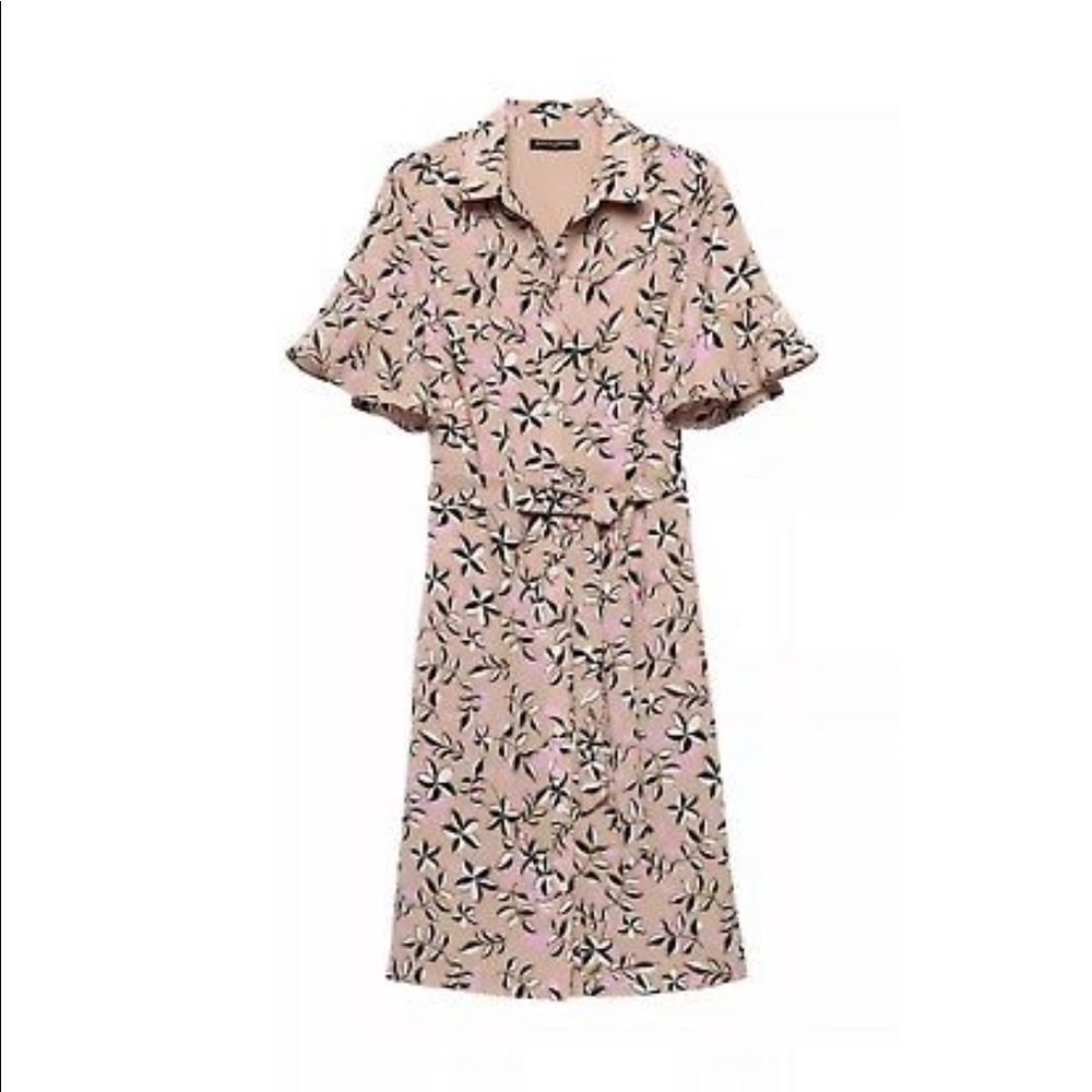 ✅ Banana Republic Tan floral wrap dress size 6